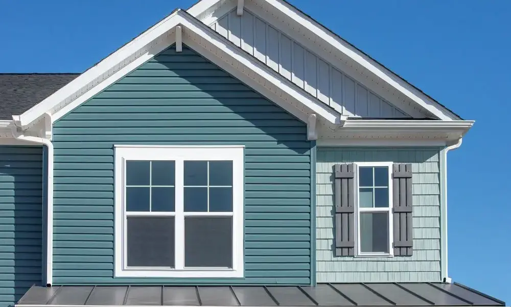 Roof repair and inspection services in Garden City